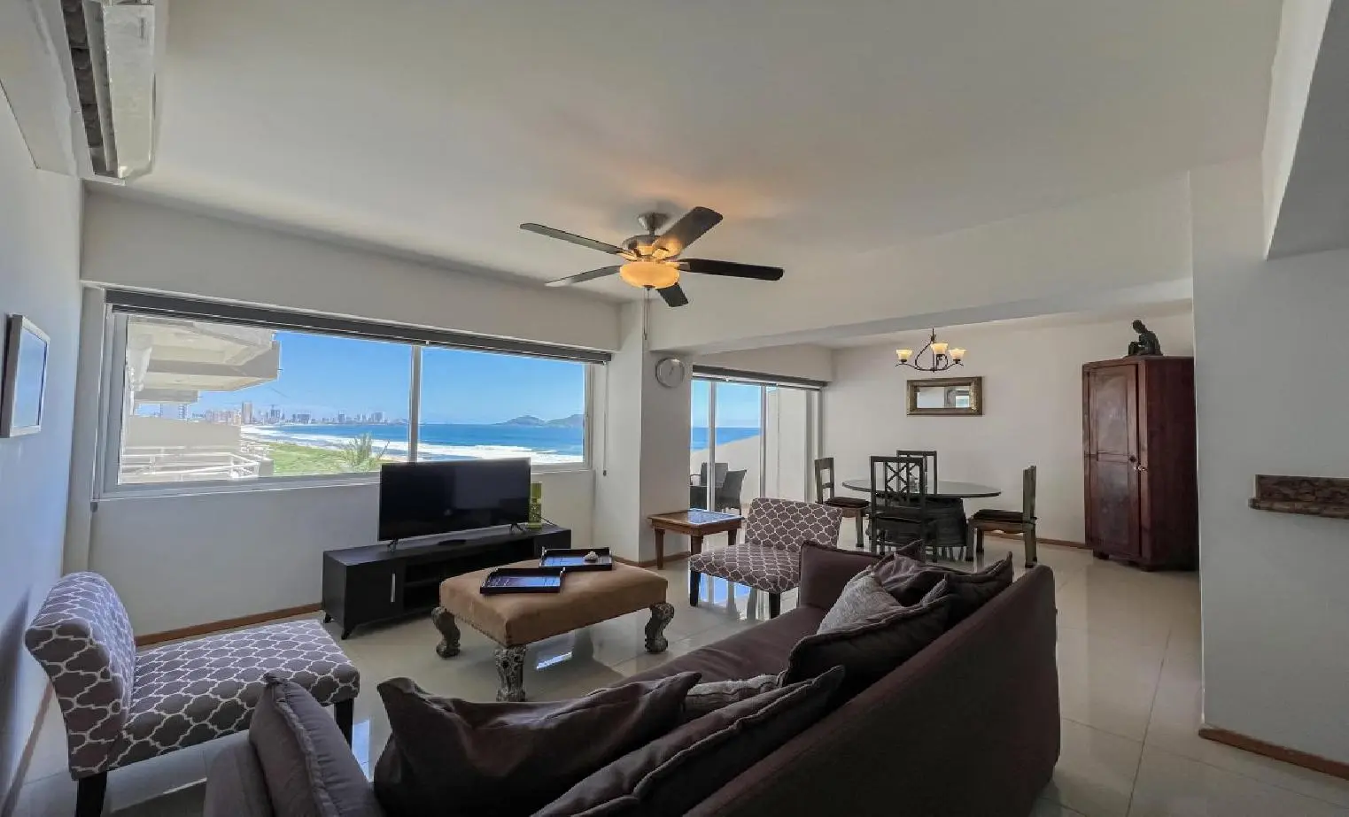 Perfect Beach front Condo Quintas del Mar 2  Mazatlán