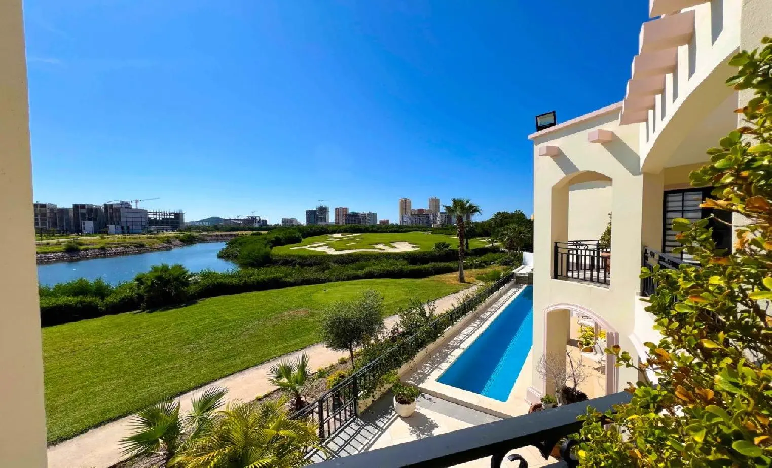 Mazatlan Golf Course Beautiful Tuscan Villa 