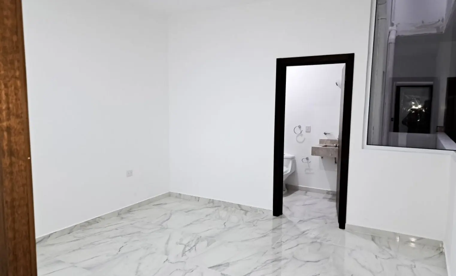 Gallery 6